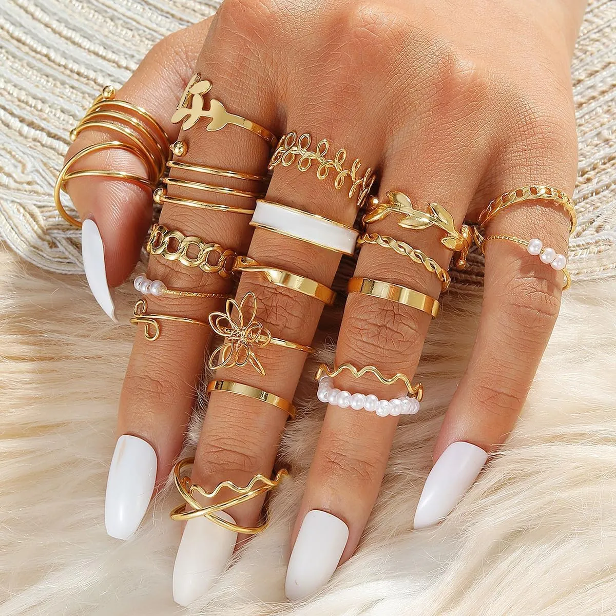 GIGB PBDK Gold Knuckle Rings Set for Women Boho Cross Eye Leaf Hug Stackable Rings Vintage Pearl Sun Moon Star Joint Finger Rings Aesthetic Statement Rings Dainty Jewelry Gifts