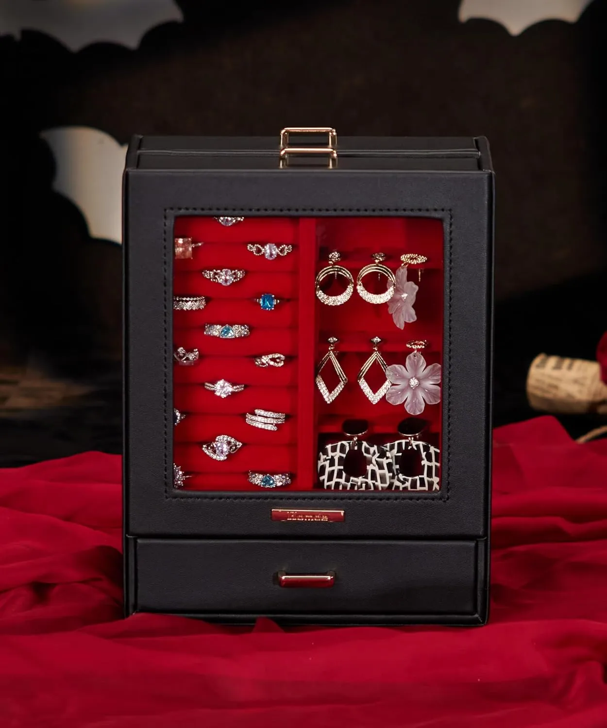 Homde Jewelry Organizer Girls Women Jewelry Box for Necklaces Rings Earrings Gift Bracelets Storage Case (Black   Red   Gold)