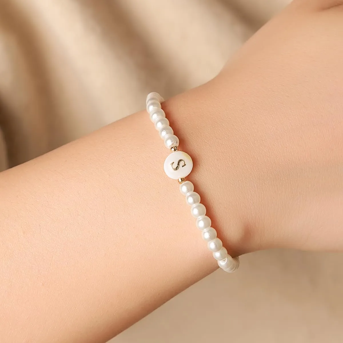 Pearl Initial Bracelet for Women - Personalized A-Z Letter Cute Bracelet for Women Bridesmaid Proposal Wedding Bride Party Bridal Shower Mothers Day Gift