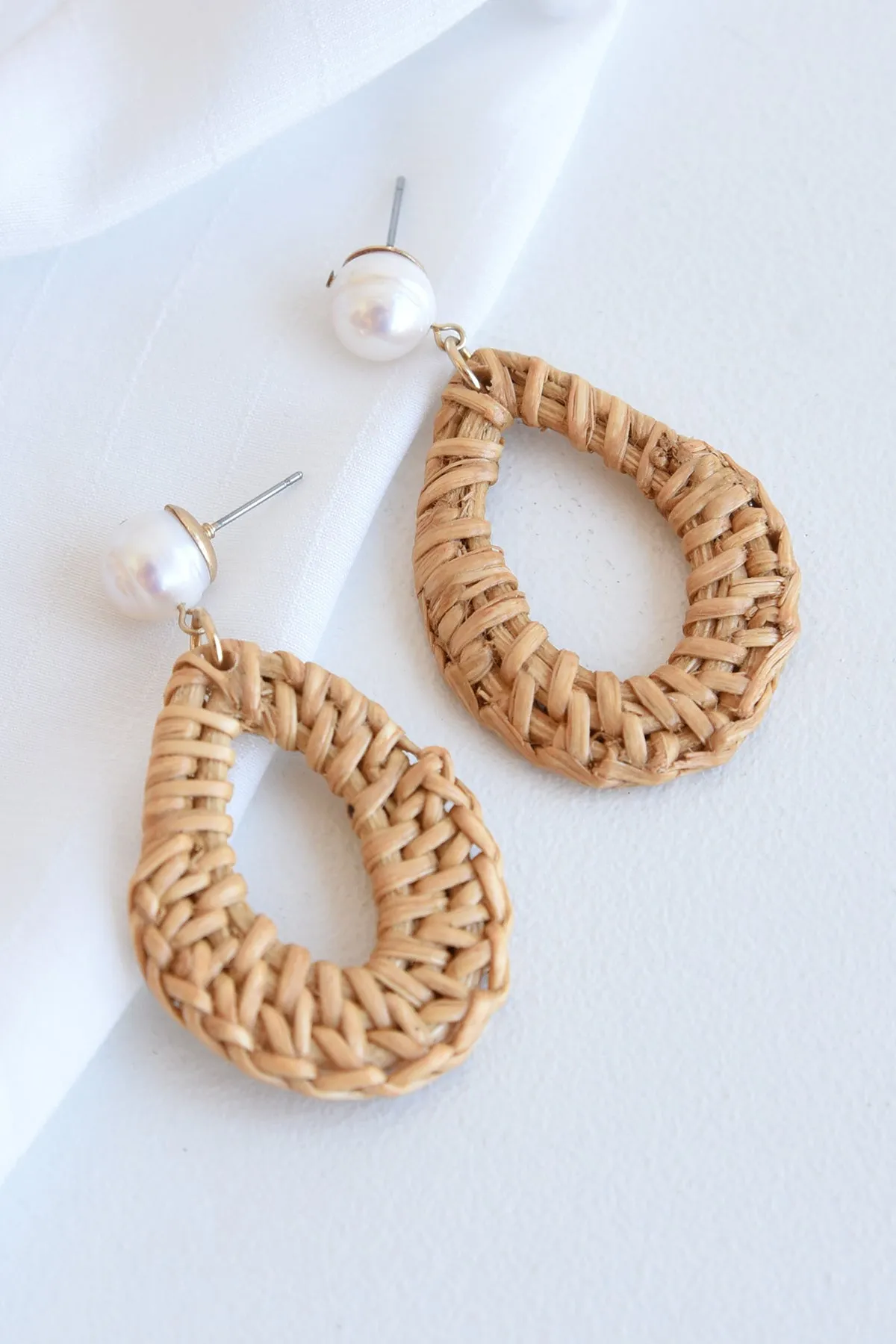PEARL RATTAN EARRINGS