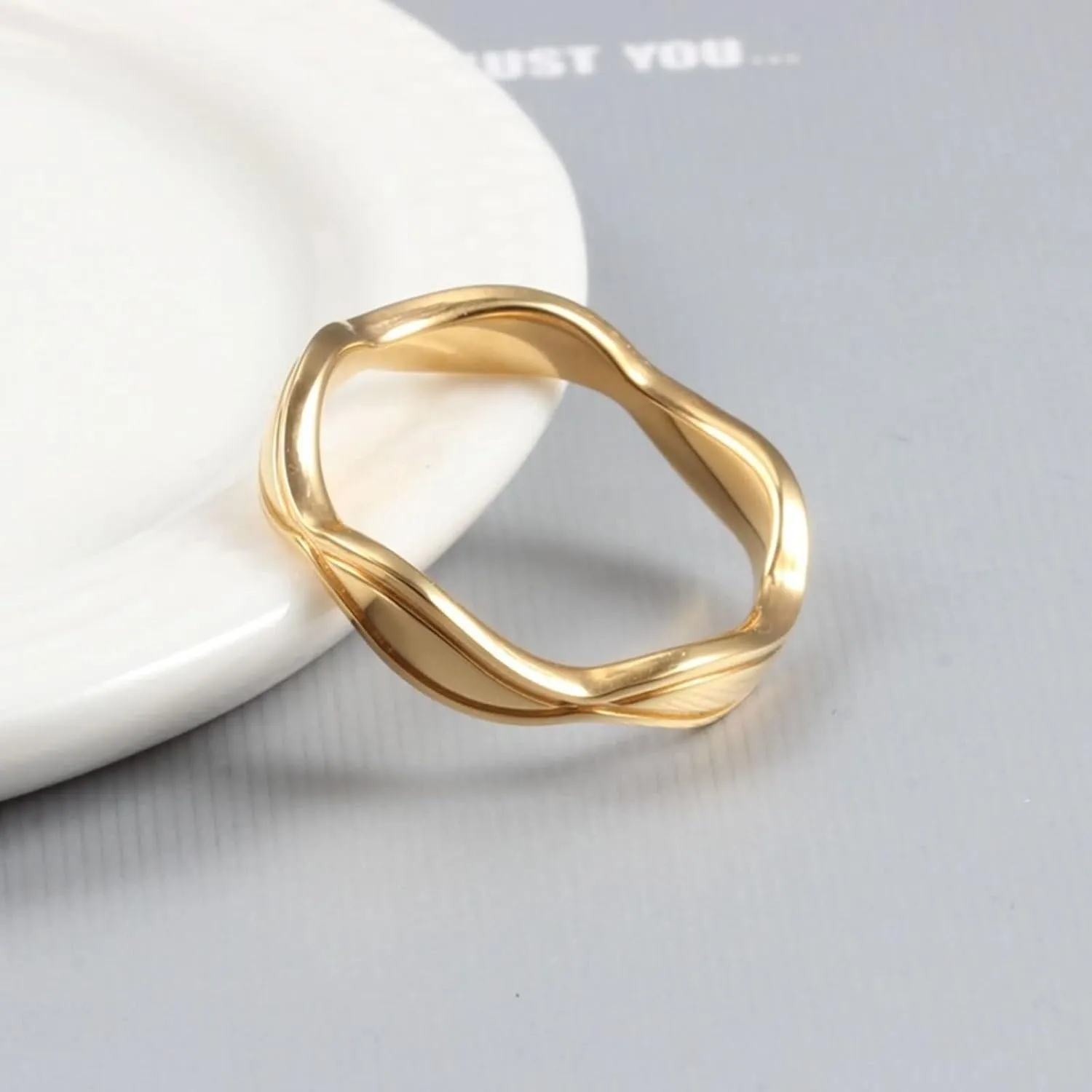 Promise Rings Engravable Wedding Rings for Couples,Stainless Steel Promise Rings Gold Ring with Geometric Ring for Couples