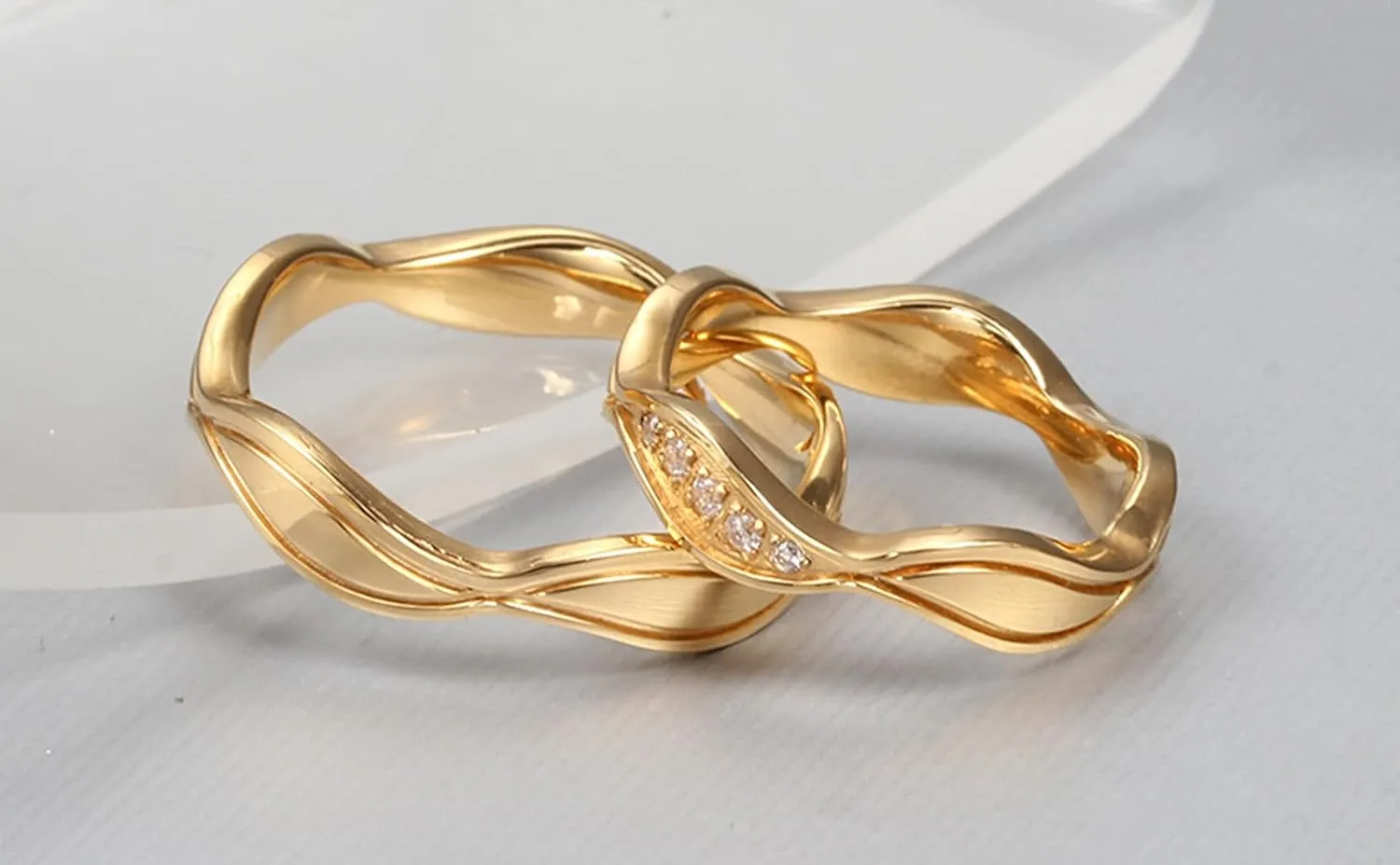 Promise Rings Engravable Wedding Rings for Couples,Stainless Steel Promise Rings Gold Ring with Geometric Ring for Couples
