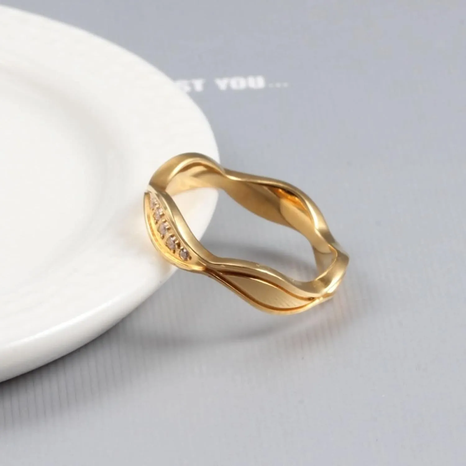 Promise Rings Engravable Wedding Rings for Couples,Stainless Steel Promise Rings Gold Ring with Geometric Ring for Couples