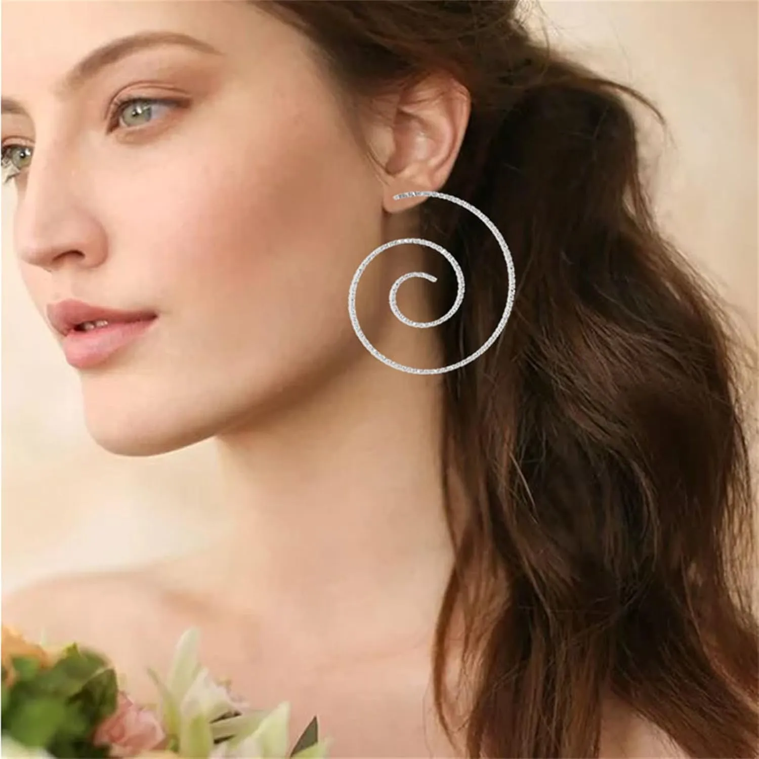 Round Spiral Earrings Exaggerated Geometric Swirl Earrings Gold Statement Earrings for Women Boho Textured Ocean Wave Earrings Boho Geometric Threader Earrings
