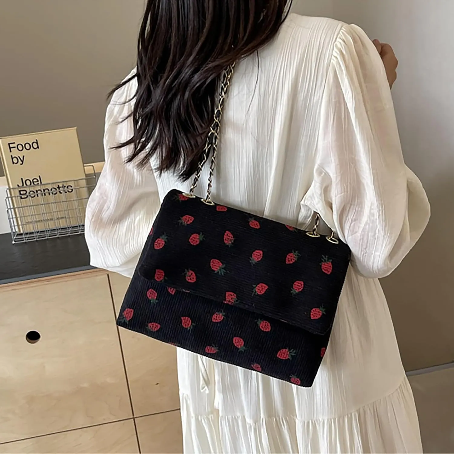 Strawberry Purse Corduroy Tote Bag for Women Cute Aesthetic Crossbody Bag Fashion Chain Shoulder Handbag Canvas Wallet