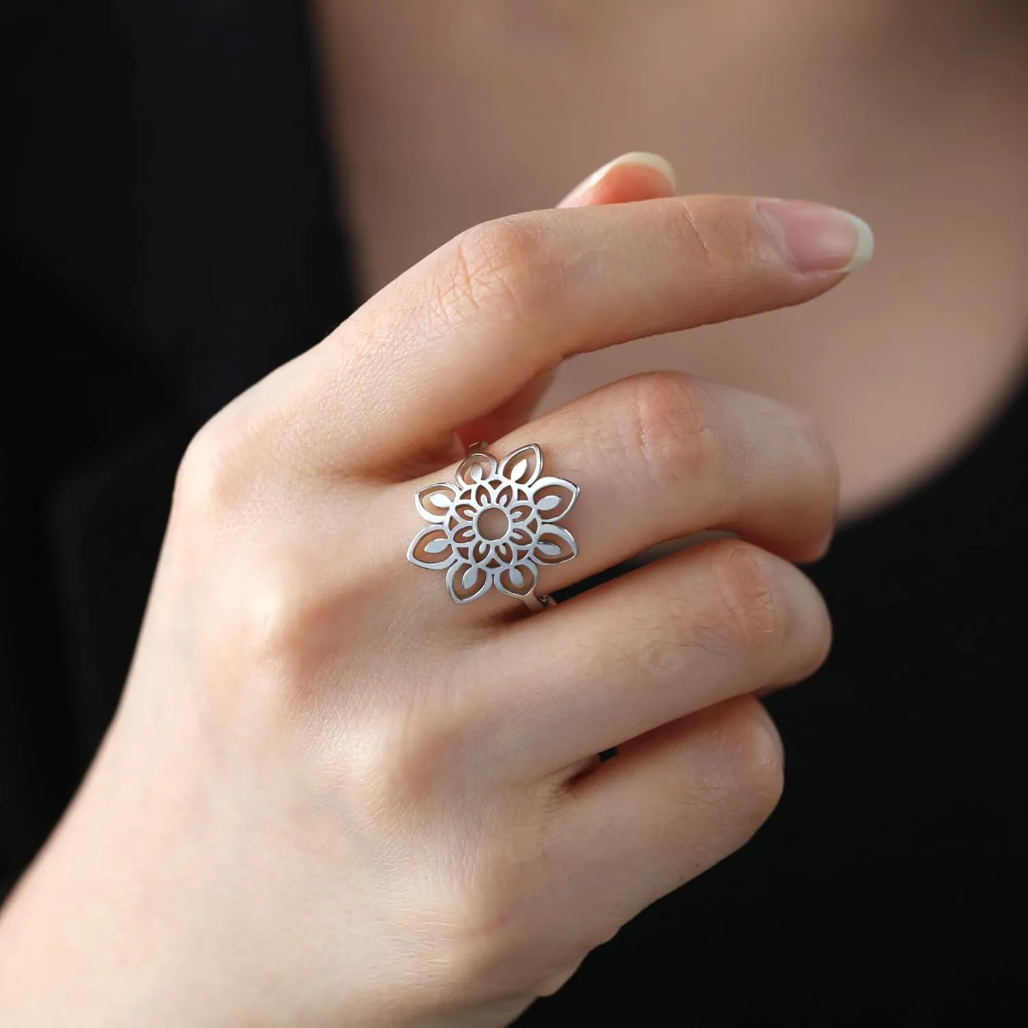 TEAMER Stainless Steel Hollow Lotus Ring - Geometric Simple Jewelry for Women