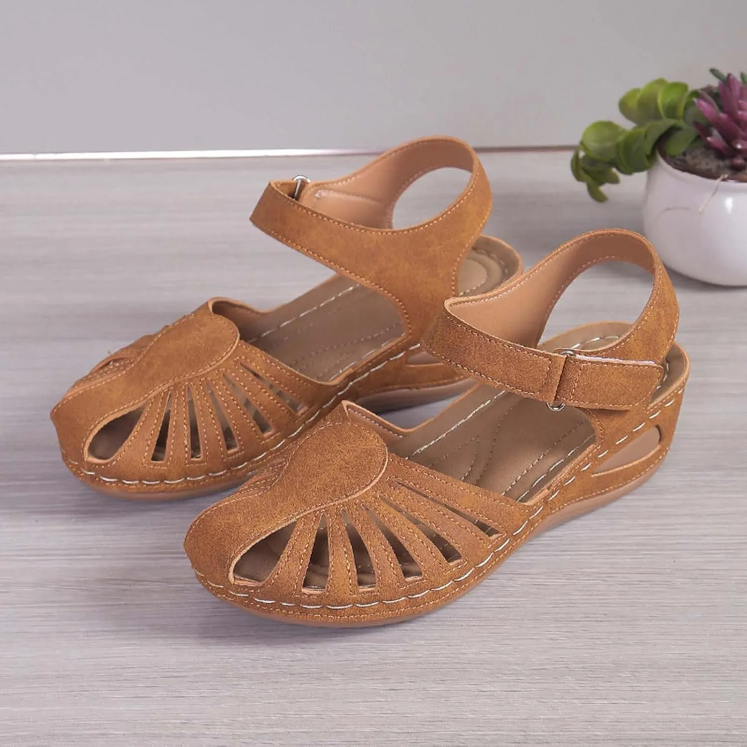 Women's Arch-Support Orthopedic Sandals Closed Toe Hollow Out Strap Ankle Trending Comfort Sandal Shoes for Vacation
