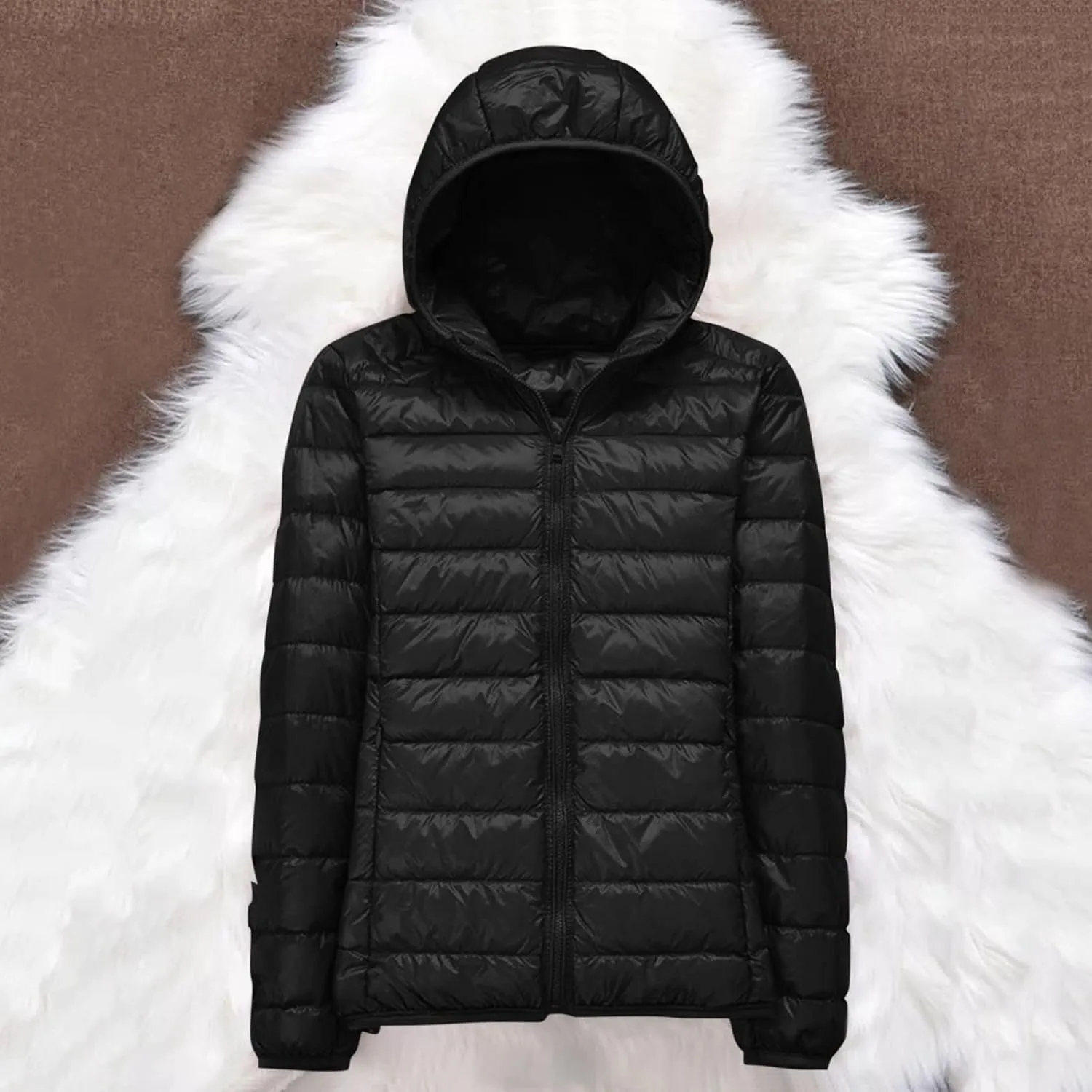 Womens Warm Lightweight Jacket Hooded Windproof Winter Coat With Recycled Insulation Slim Short Down Coat Outerwear